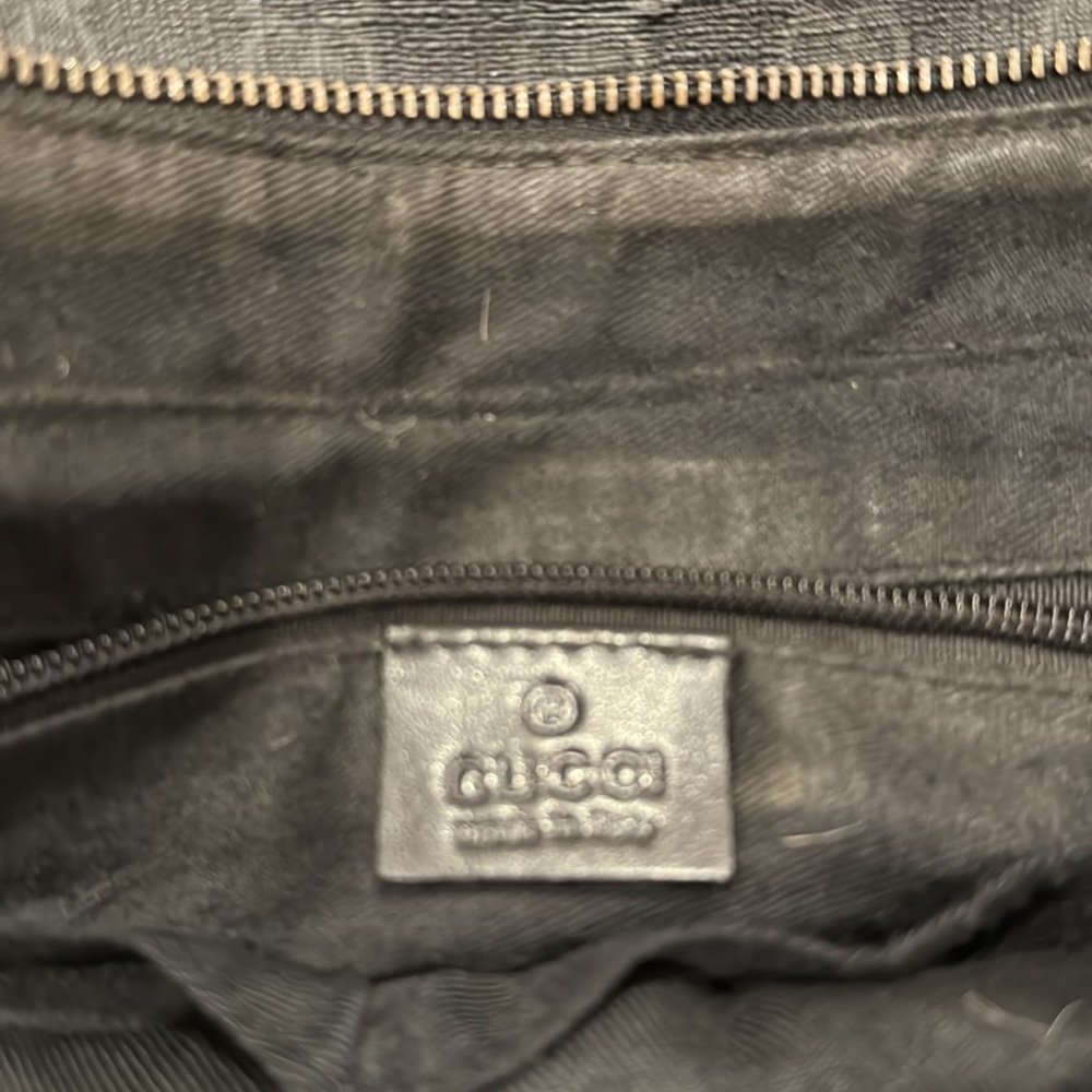 Gucci Black Messenger Bag - Picture 6 of 12